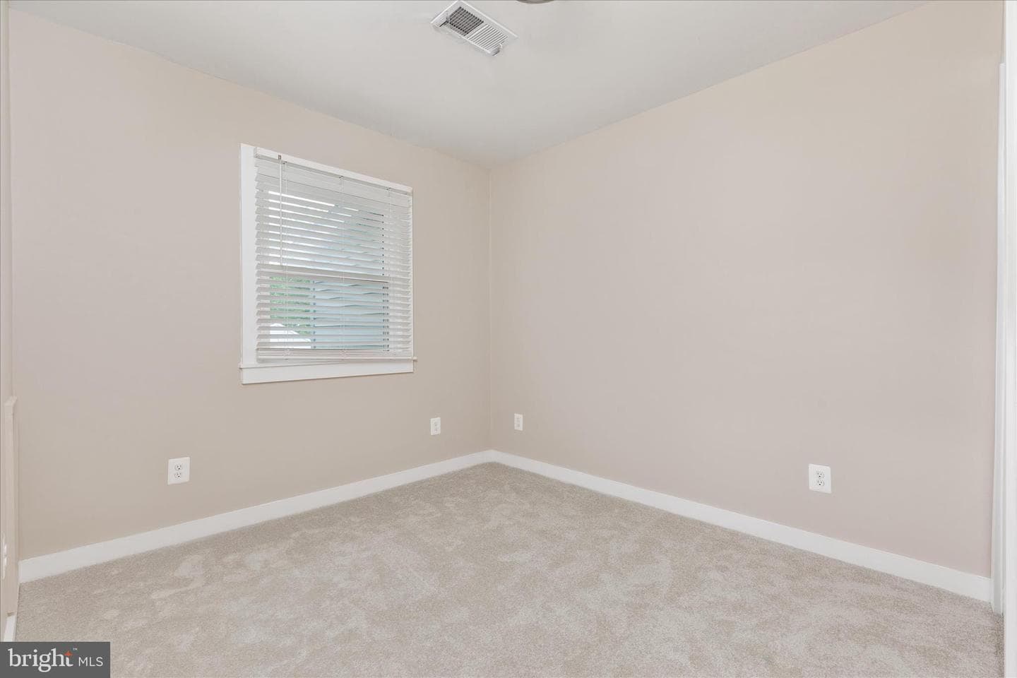 14013 Glenkirk Road photo 18