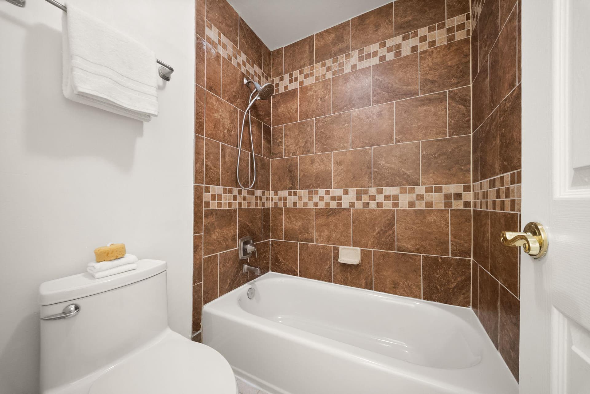 15325 Waters Edge Court photo 29