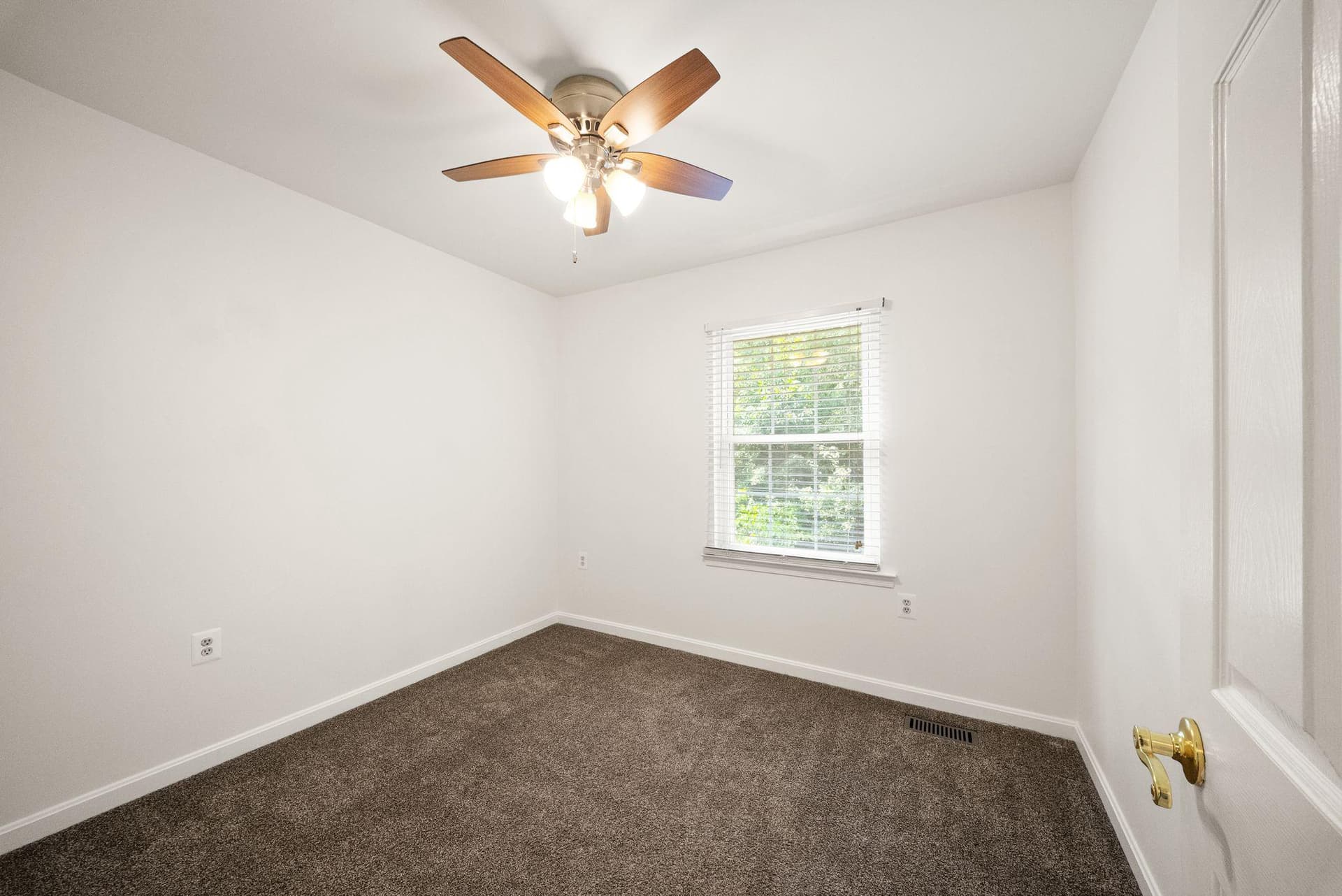 15325 Waters Edge Court photo 30