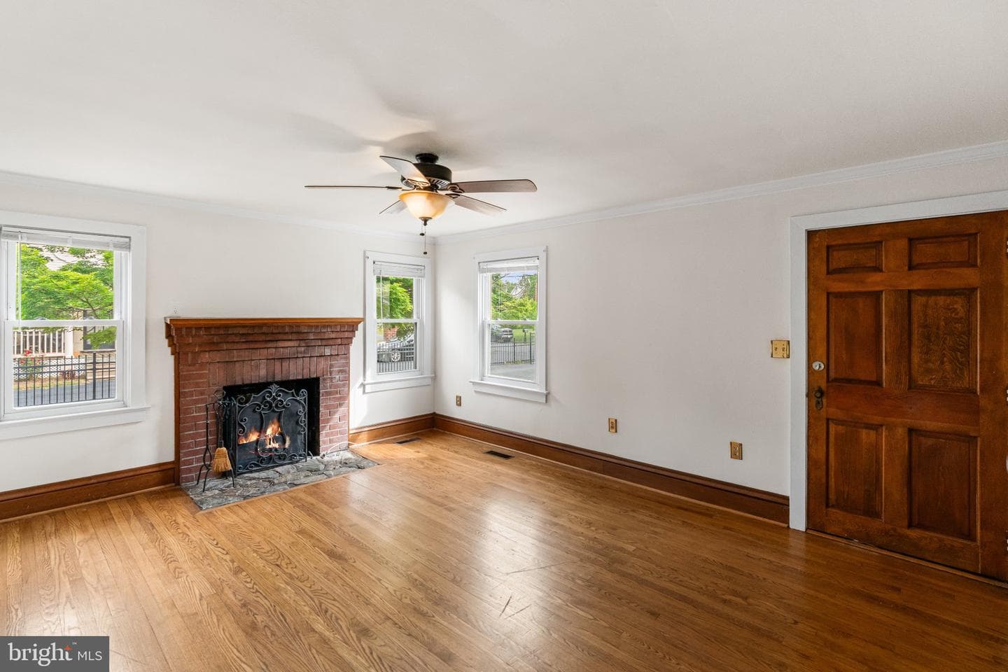 13406 Woodbridge Street photo 18