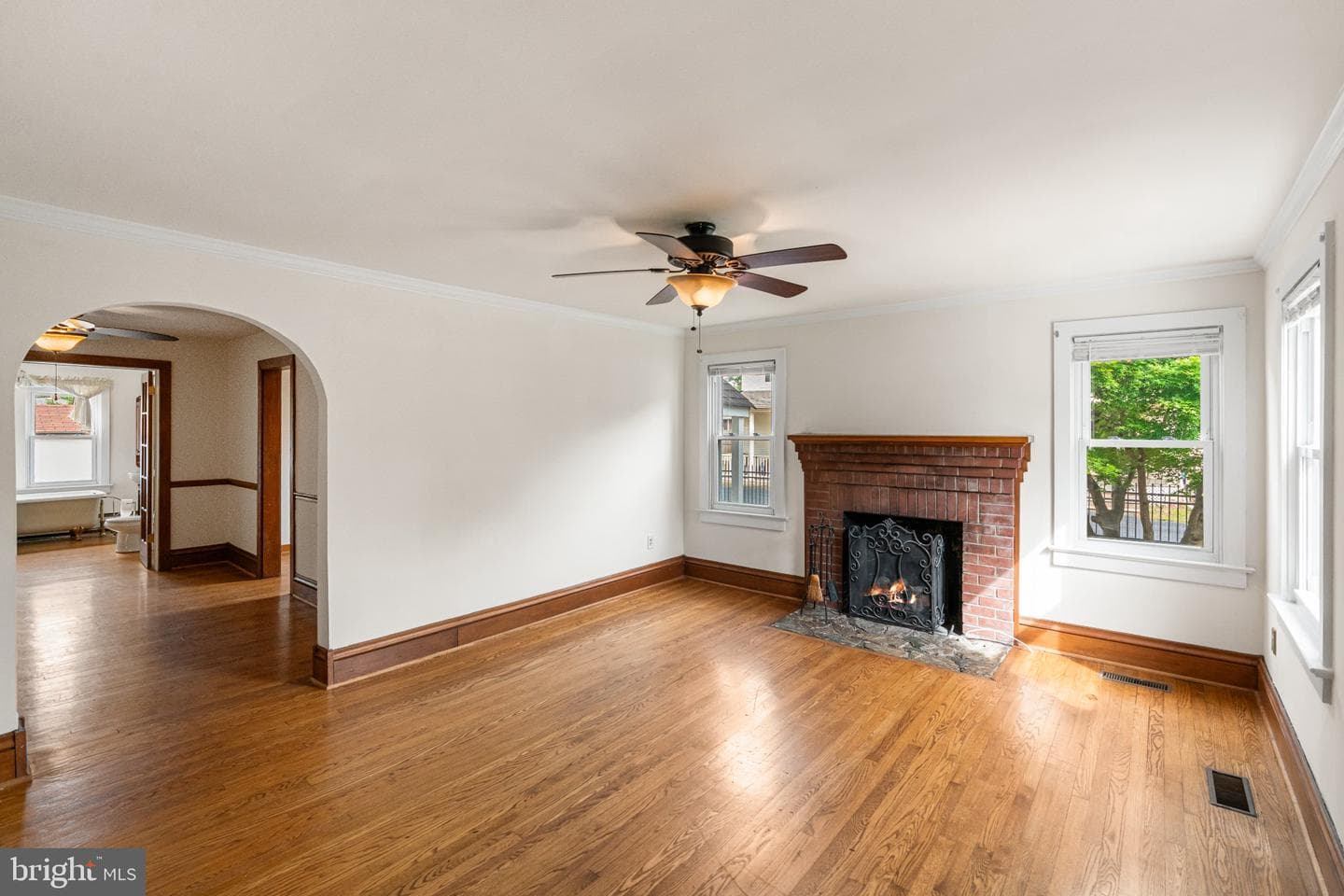 13406 Woodbridge Street photo 19