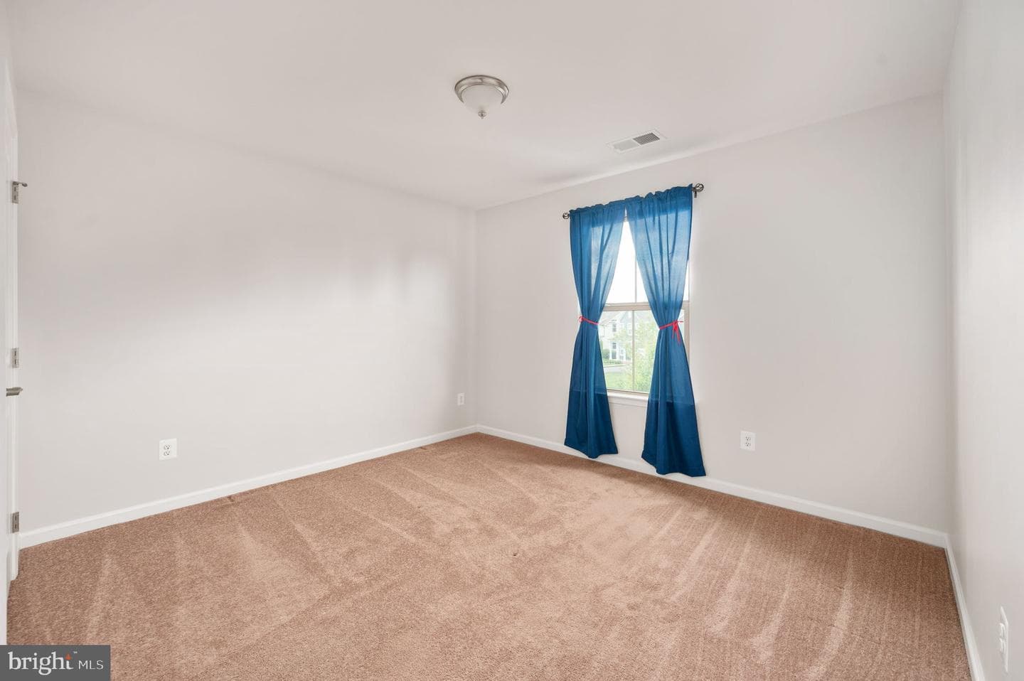 2505 Sweet Clover Court photo 42