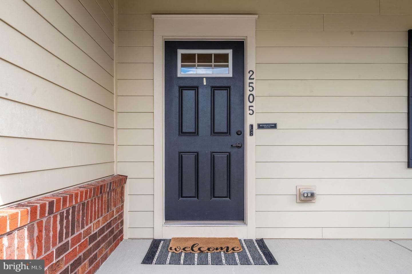 2505 Sweet Clover Court photo 5