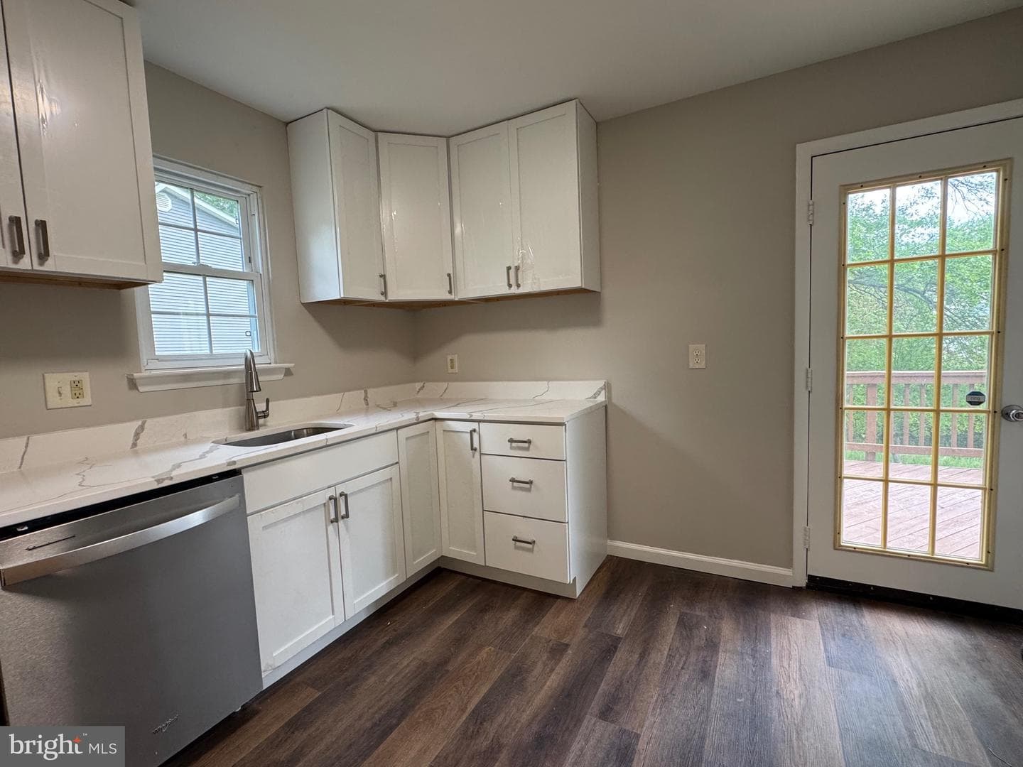 5372 Seneca Court photo 6