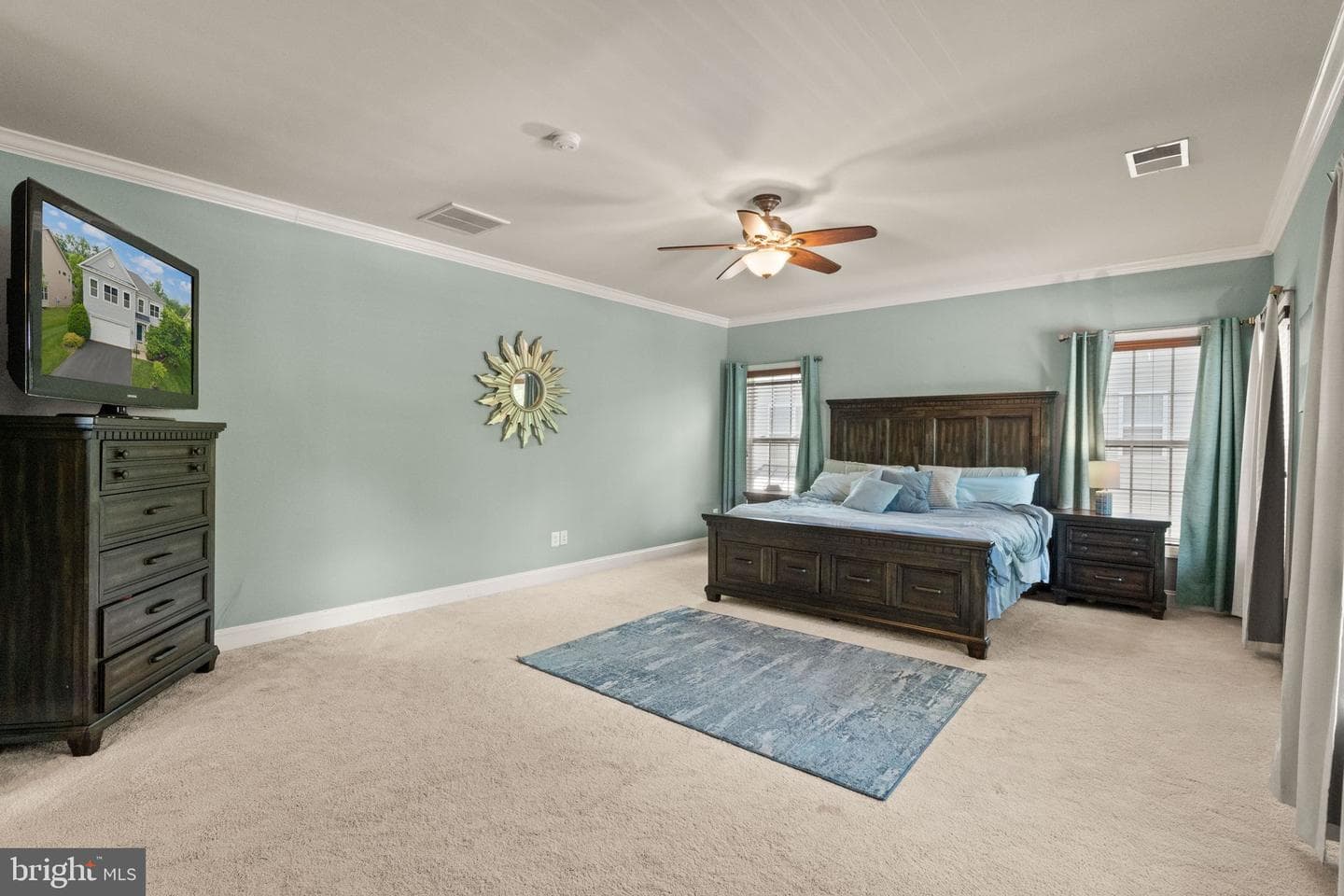 6874 Noyes Avenue photo 20