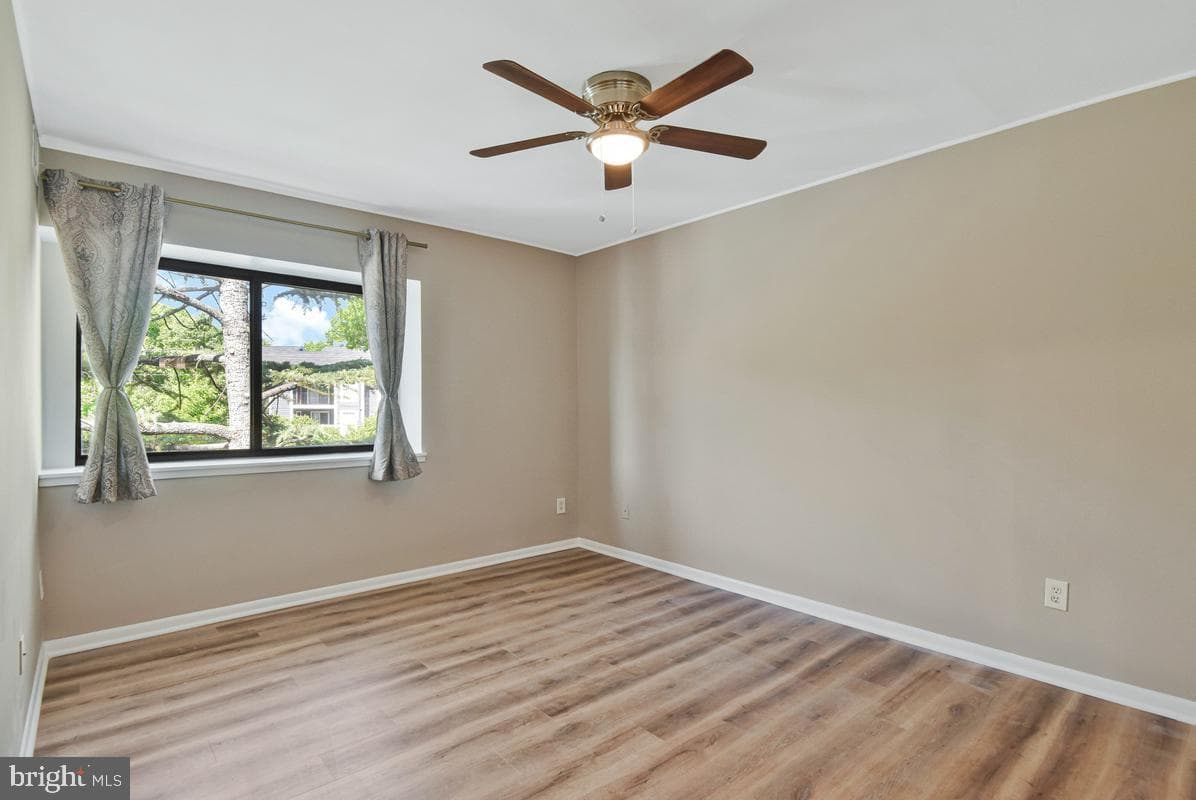 7589 Margate Court #201 photo 16