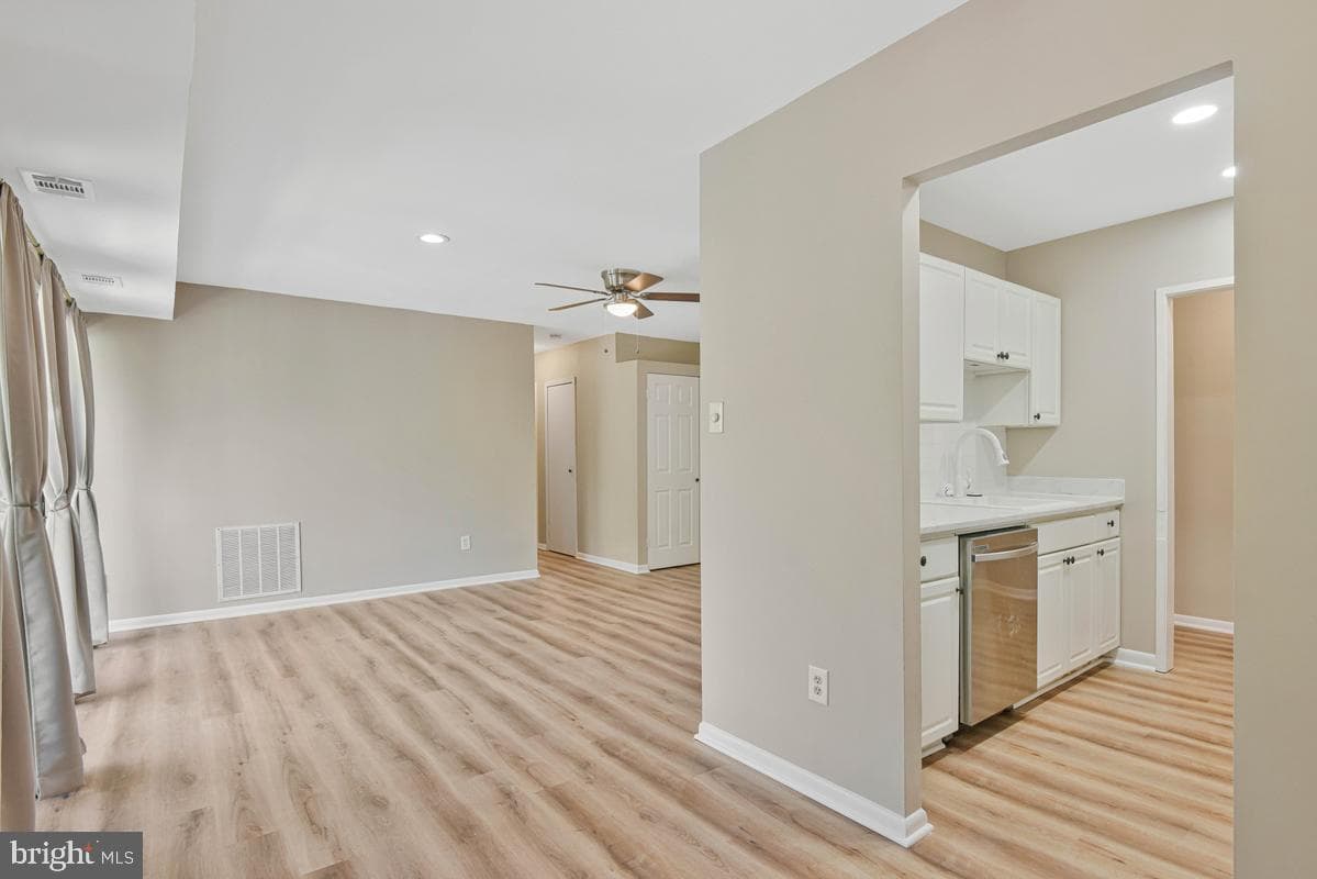 7589 Margate Court #201 photo 7