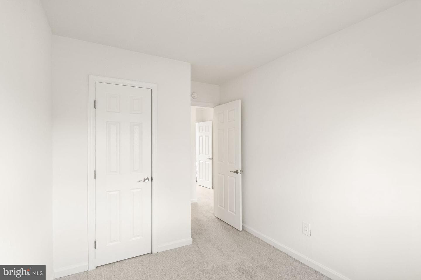 14748 Tamarack Place photo 27