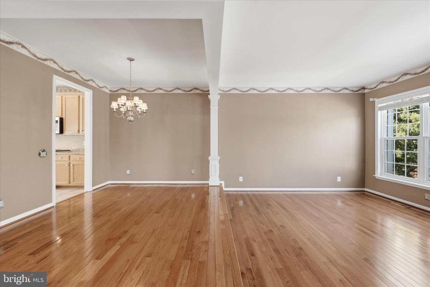 7009 Courtyard Way photo 23