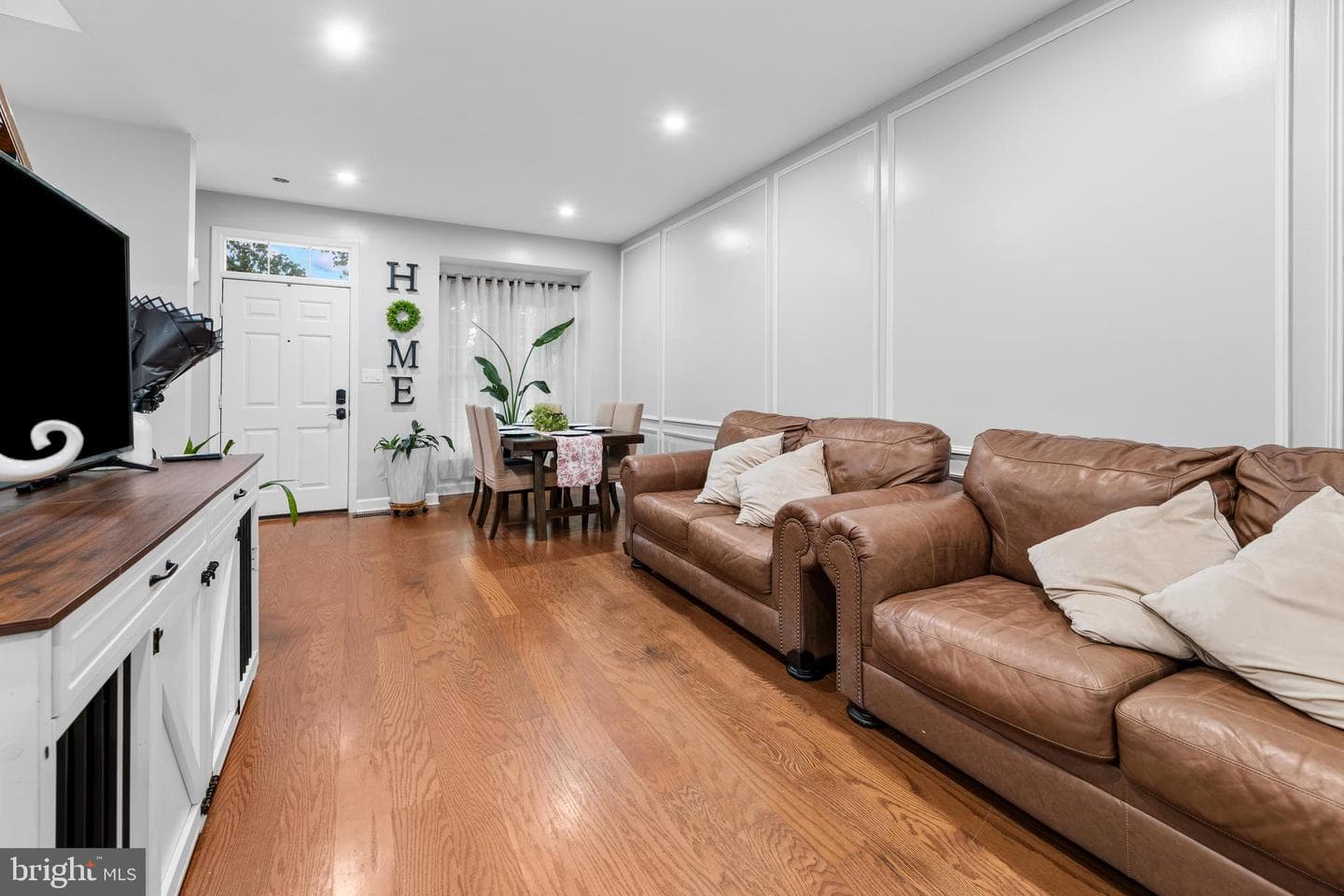 4248 Ashmere Circle photo 3