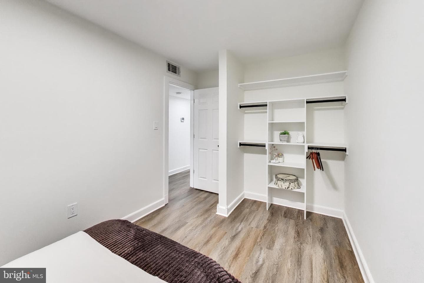 2746 Bordeaux Place photo 16