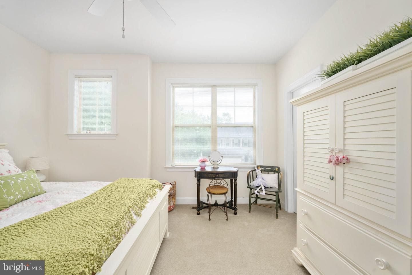 5657 Liberty Manor Circle photo 34