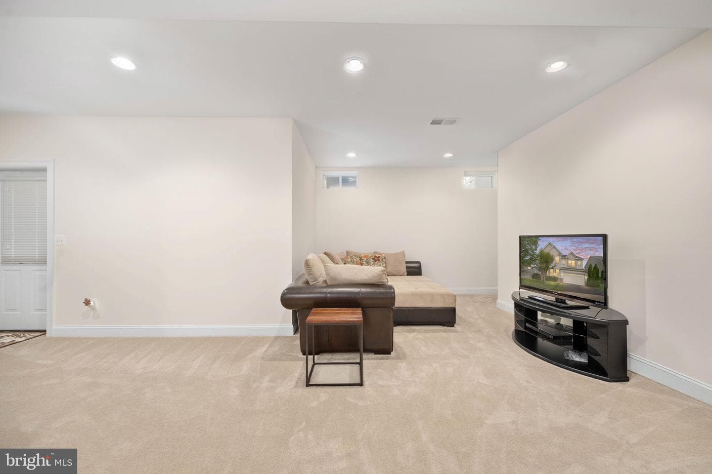 5657 Liberty Manor Circle photo 50