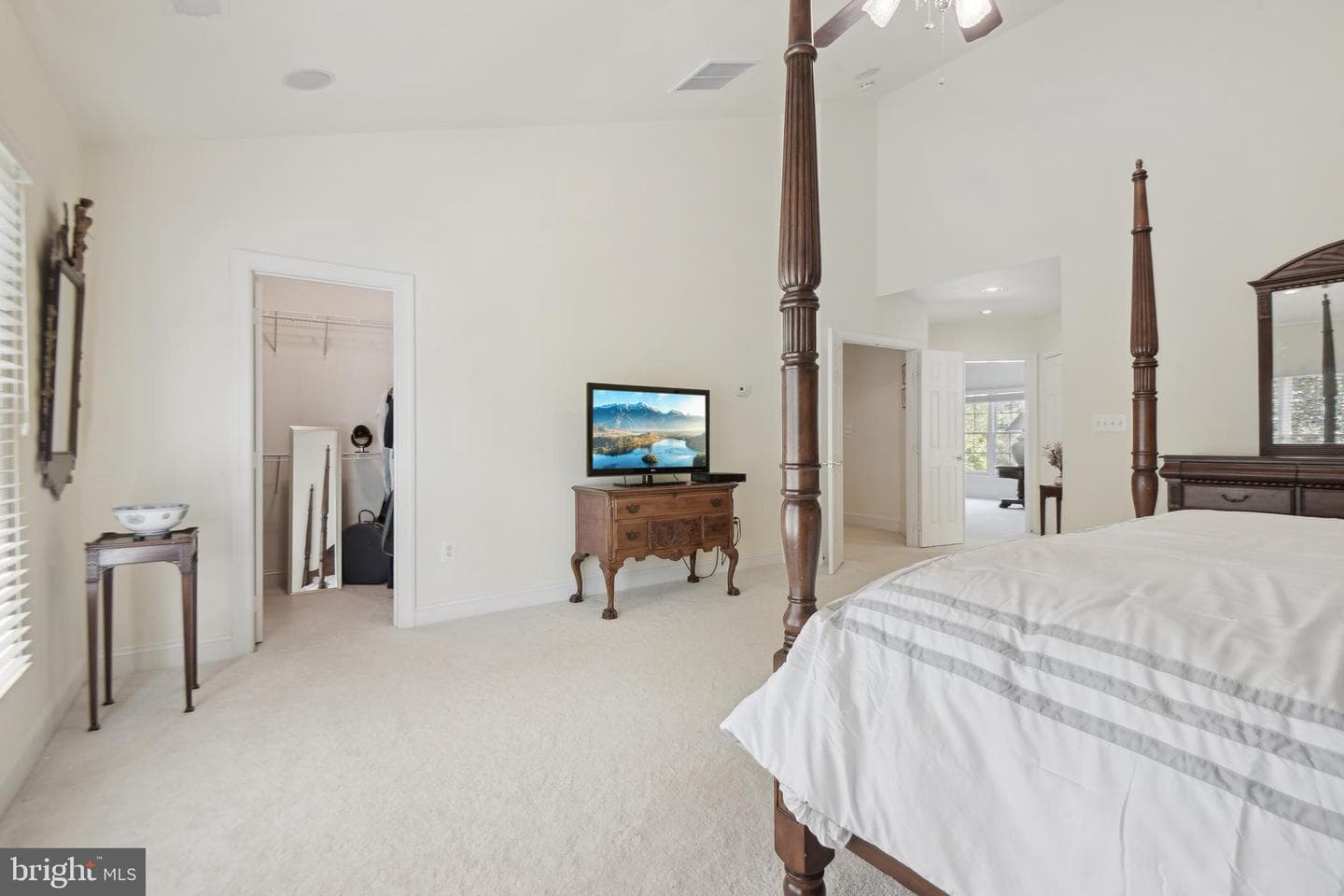 4765 Charter Court photo 19