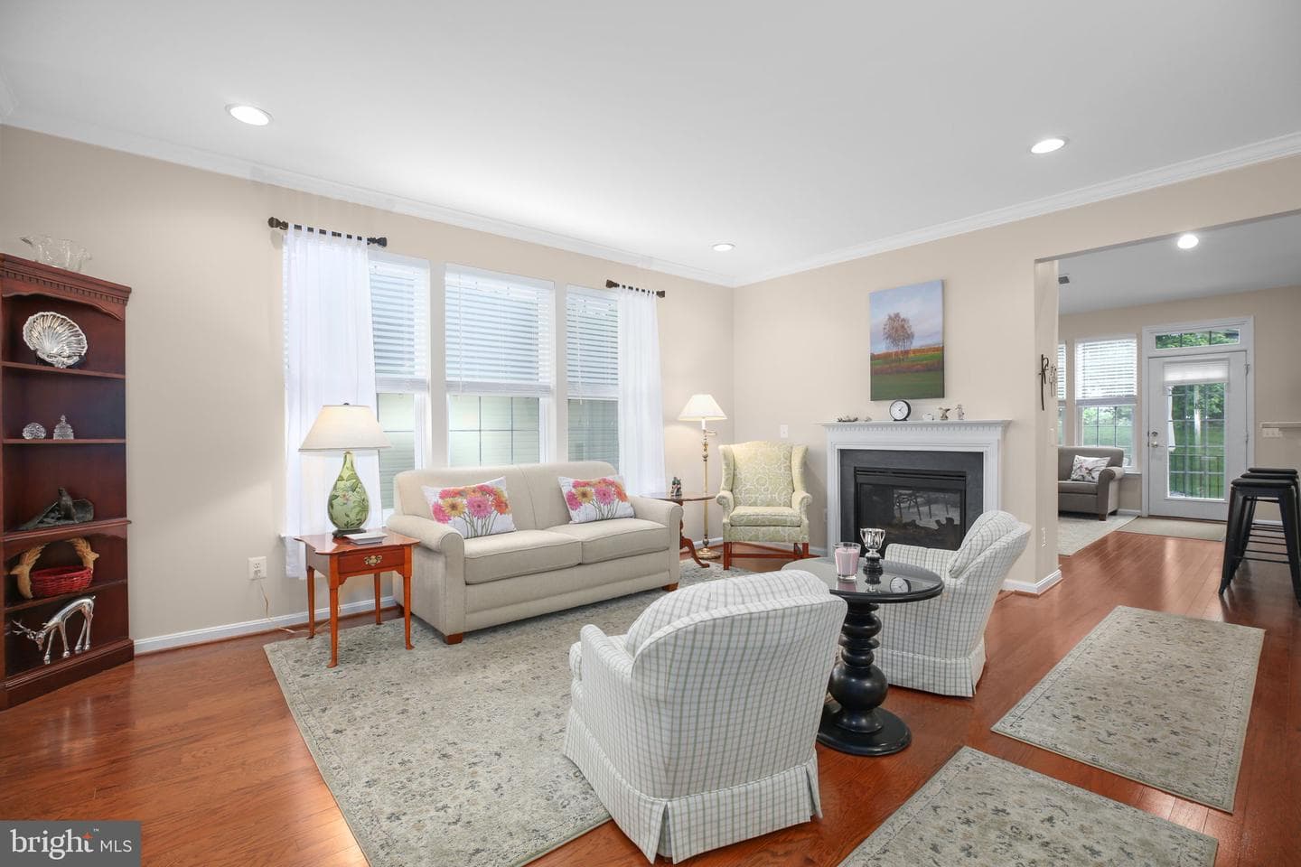 3944 Solstice Lane photo 4
