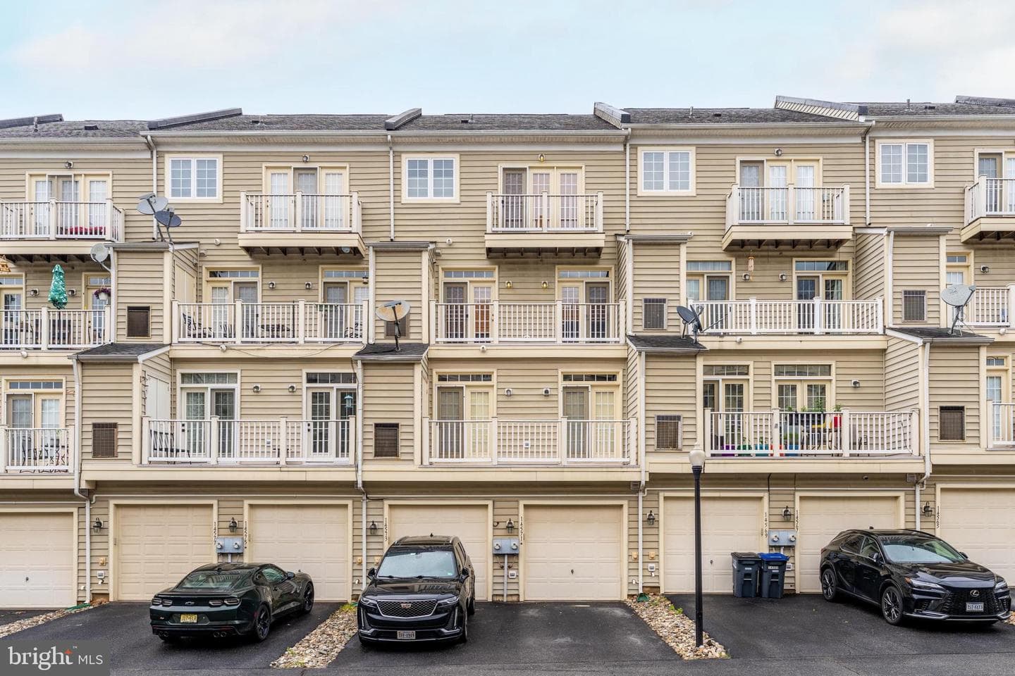 14571 Marlow Street photo 38