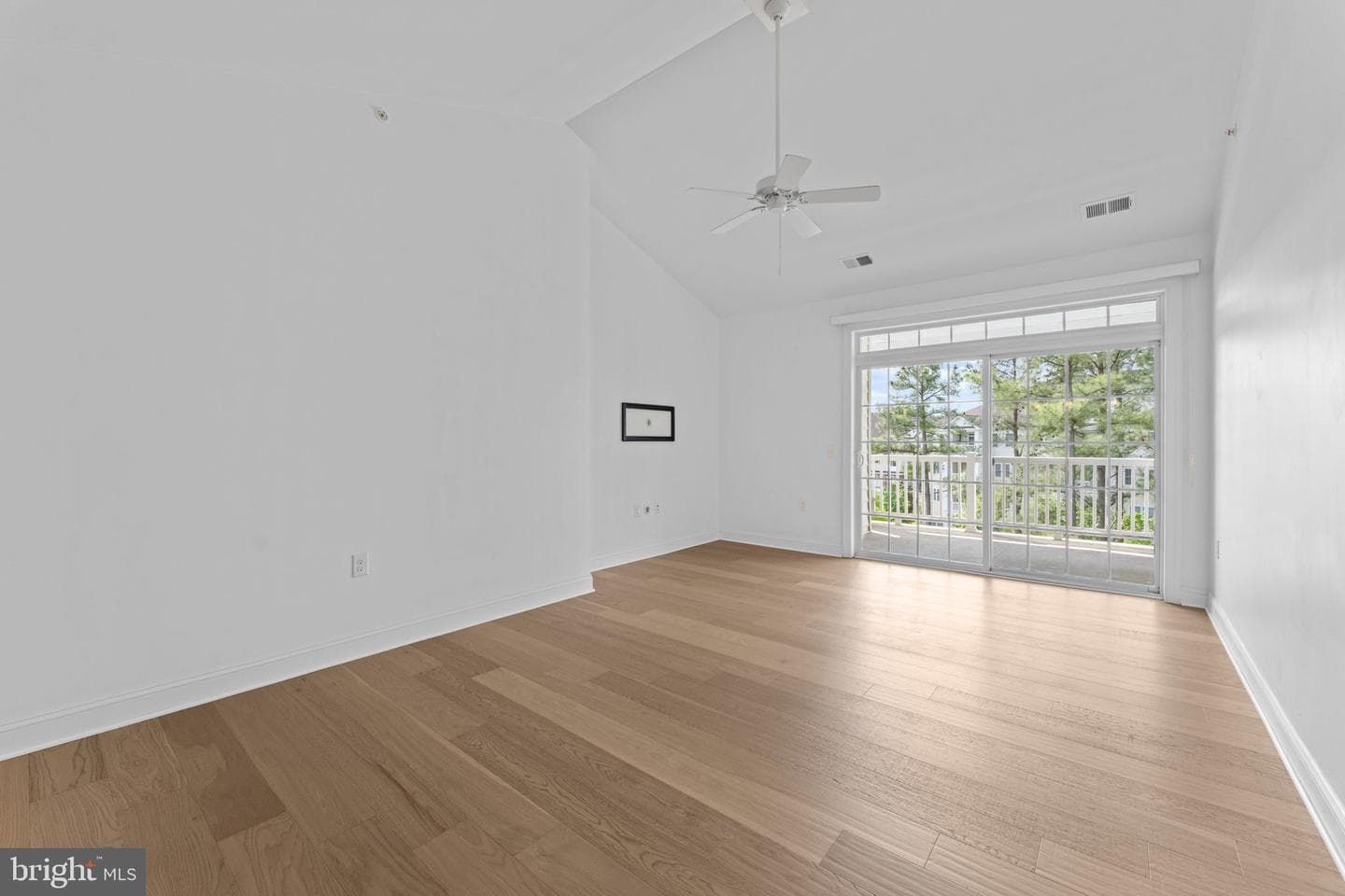 15110 Heather Mill Lane #404 photo 17