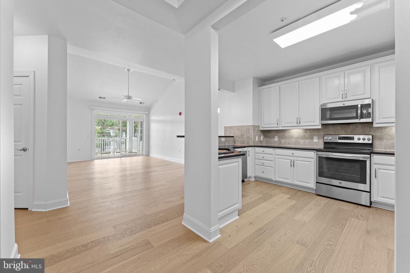 15110 Heather Mill Lane #404 photo 9