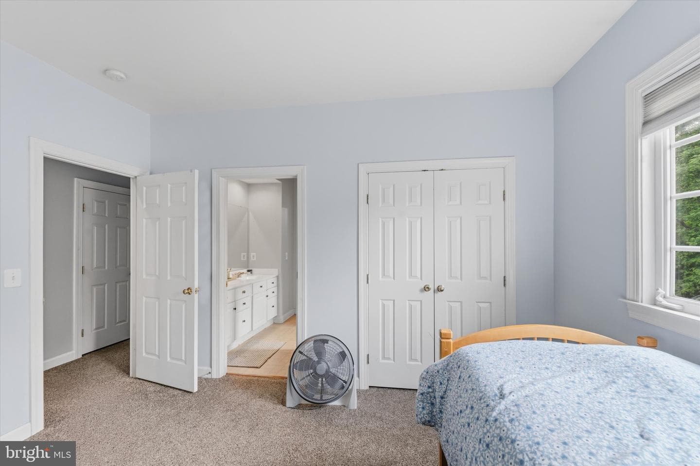 7236 Winnipeg Court photo 21