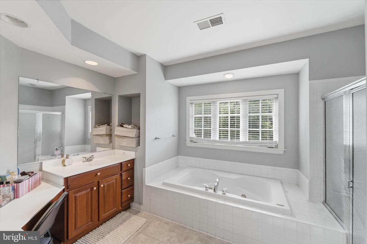 7236 Winnipeg Court photo 28
