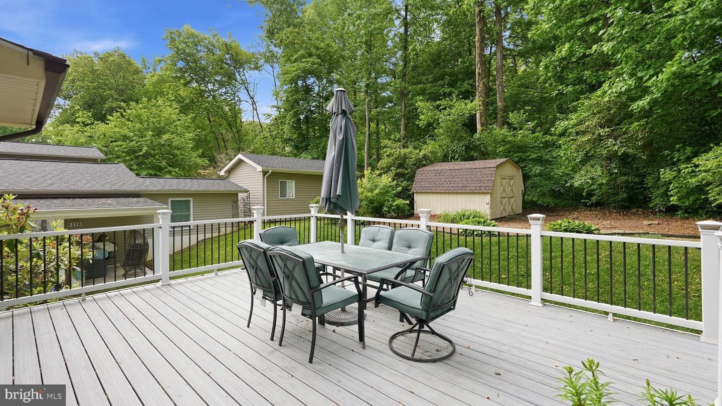2515 Tabor Court photo 35