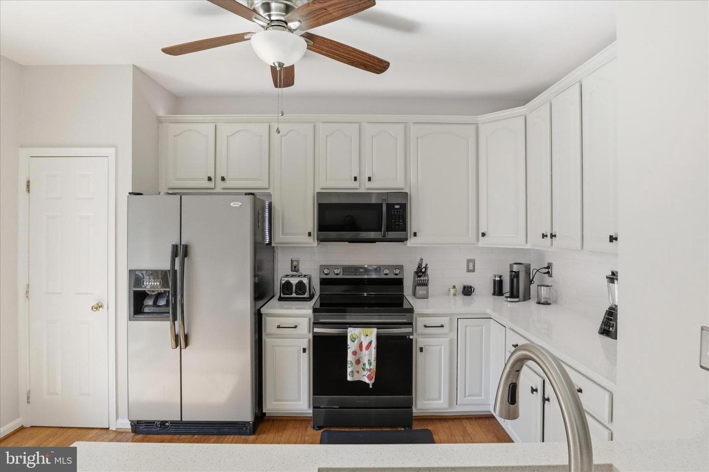 8812 Fenimore Place photo 14