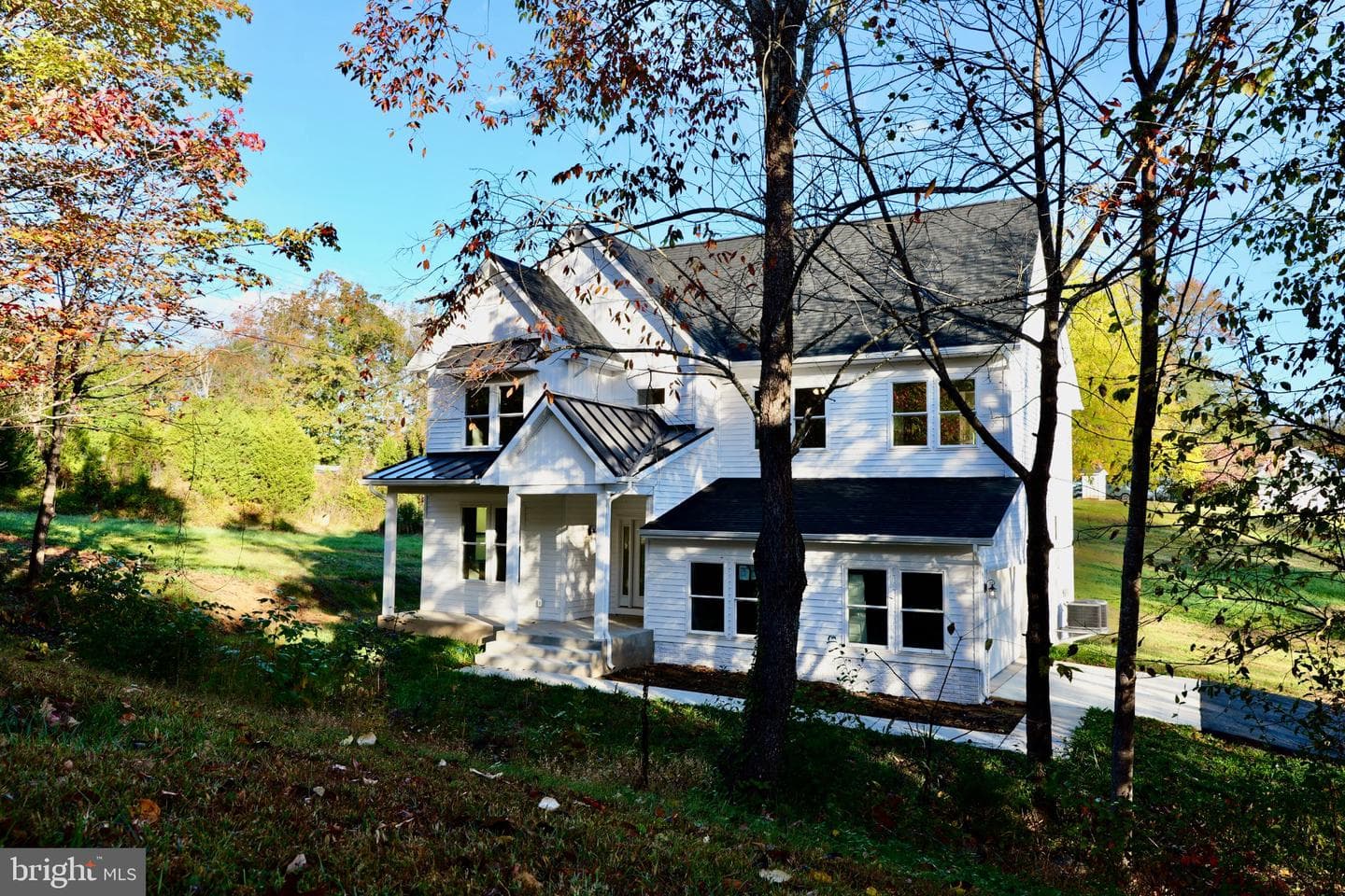 8028 Pinnacle Ridge Drive photo 3