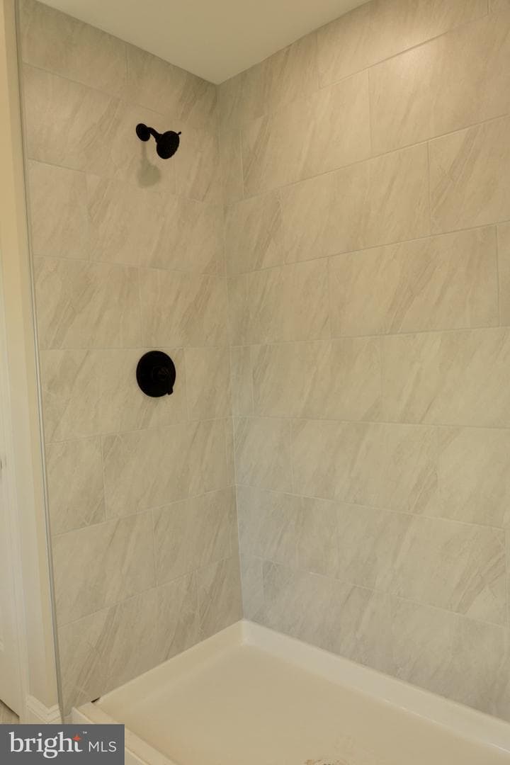 8028 Pinnacle Ridge Drive photo 40