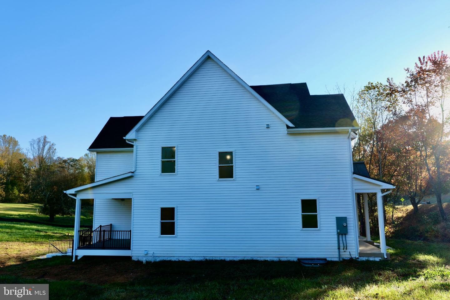 8028 Pinnacle Ridge Drive photo 9