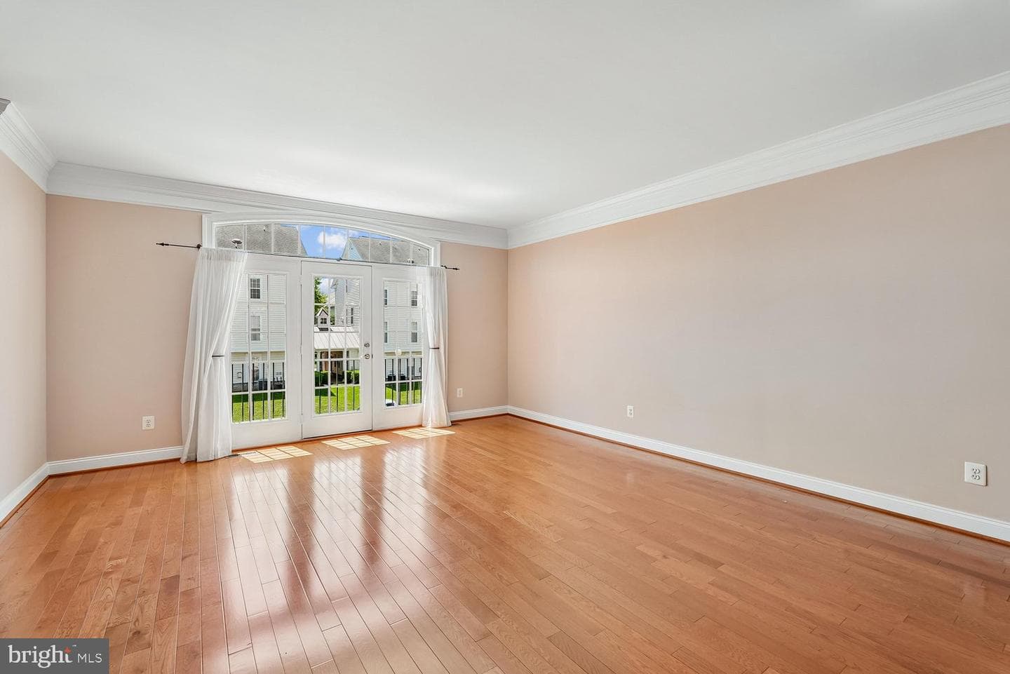 6898 Witton Circle photo 15