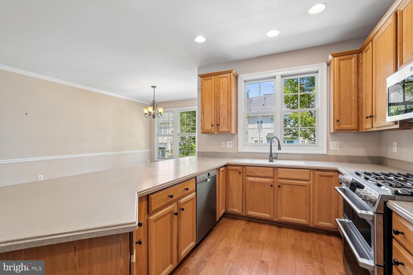 6898 Witton Circle photo 25