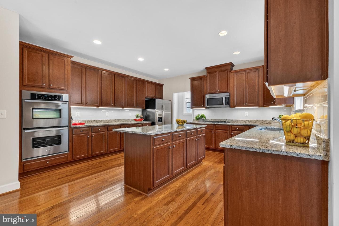 10882 Monocacy Way photo 3