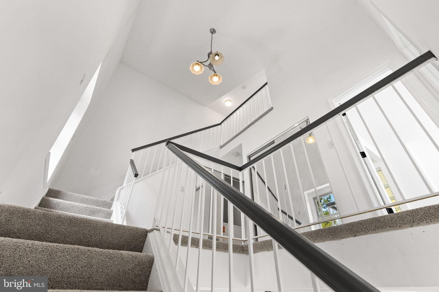 7559 Belle Grae Drive photo 21