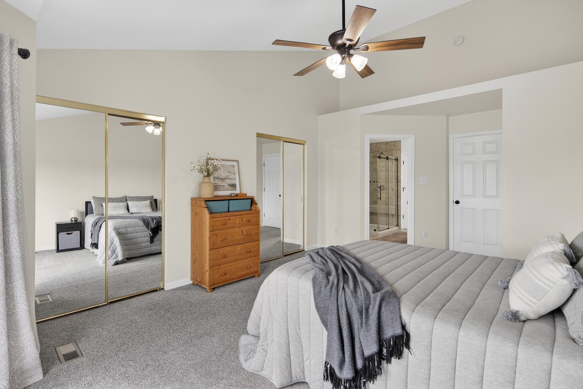 13735 Denham Way photo 22