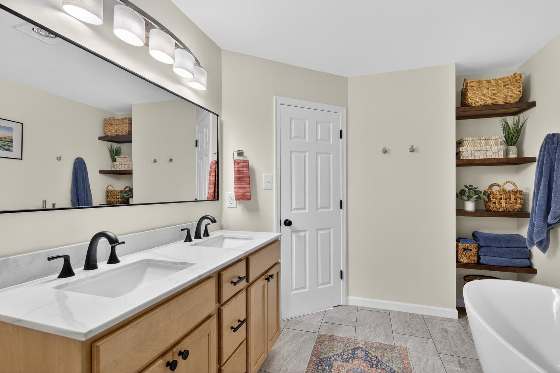 13735 Denham Way photo 25