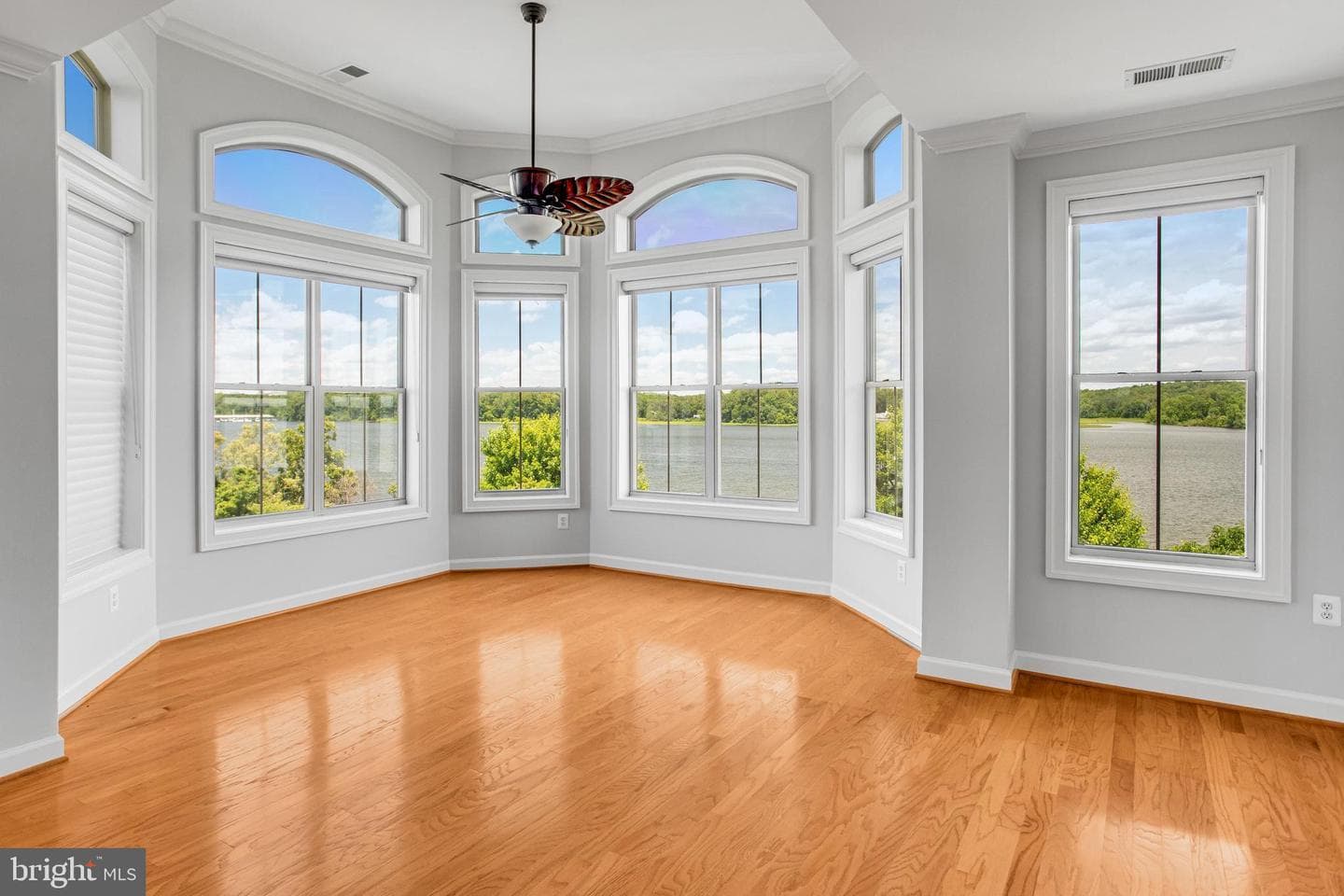 440 Belmont Bay Drive #404 photo 20