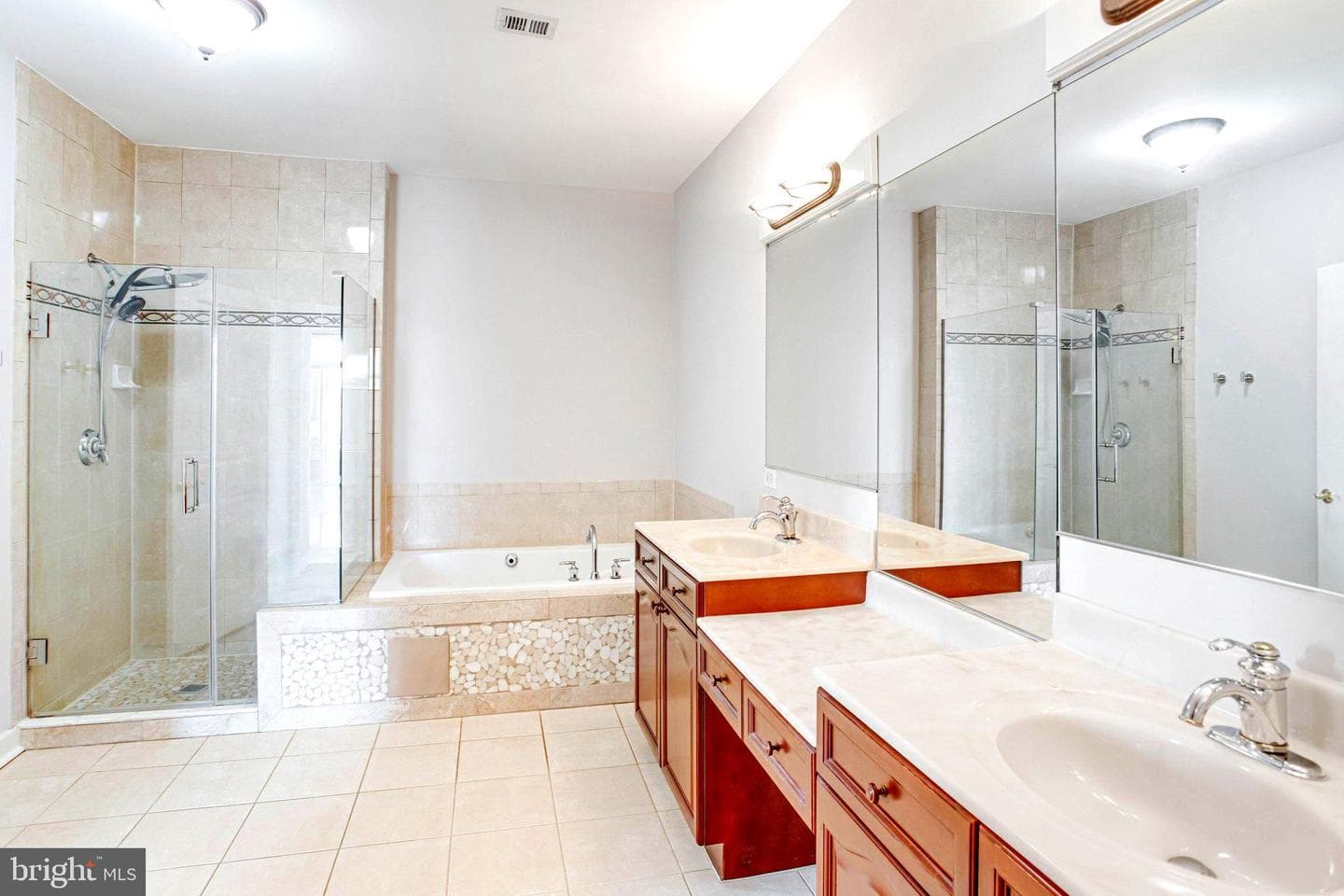 440 Belmont Bay Drive #404 photo 25