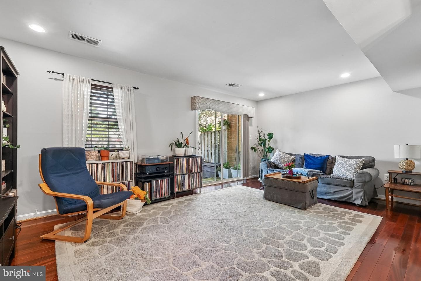 2069 Mayflower Drive #2069 photo 4