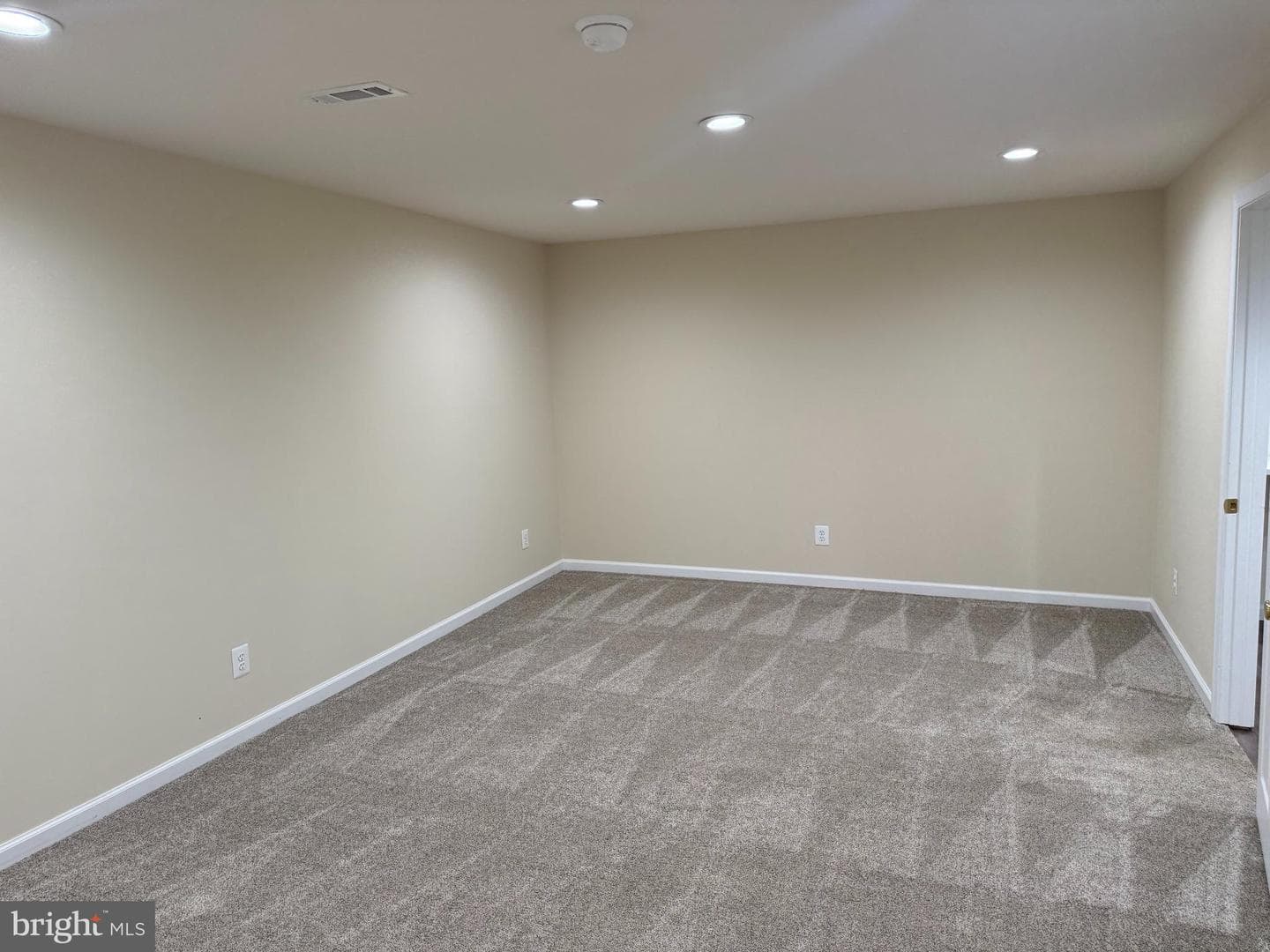 4091 Shady Knoll Court photo 9