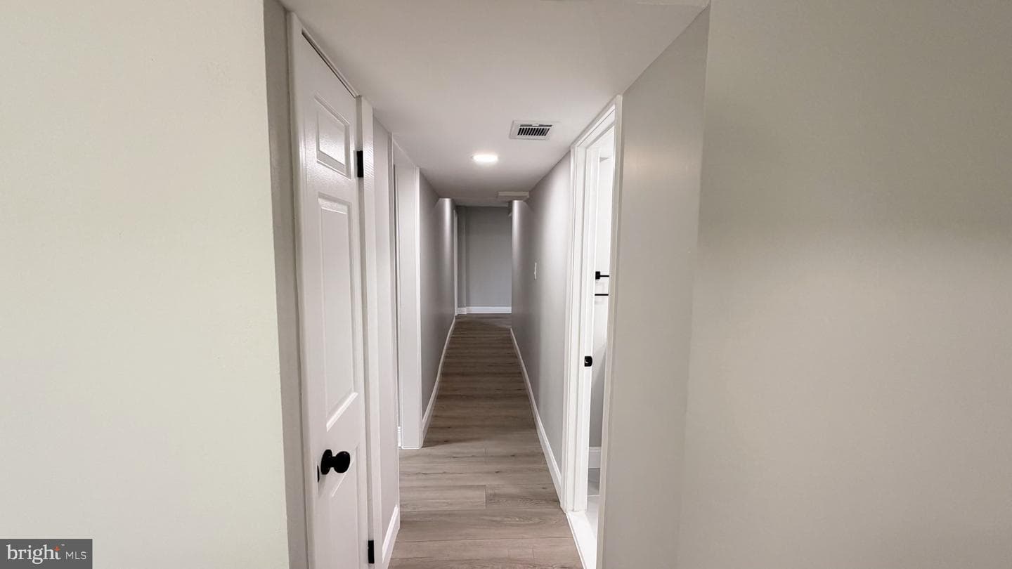 14605 Adel Drive photo 9