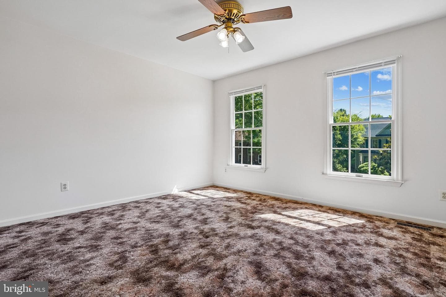 16109 Olmstead Lane photo 28