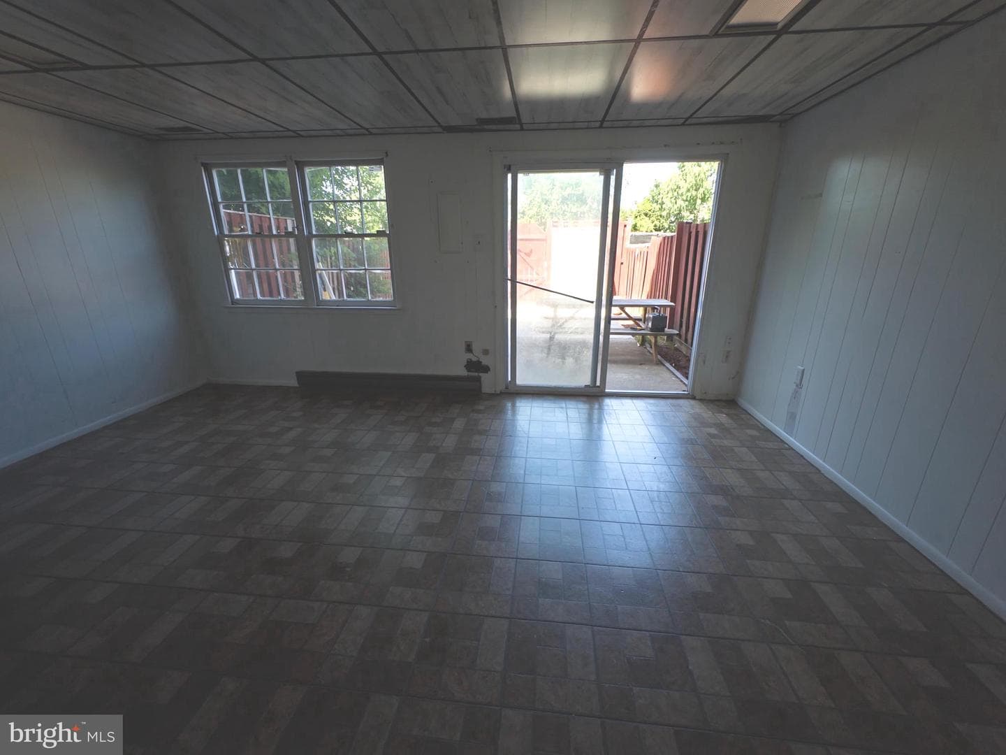 2828 Beechtree Lane photo 9