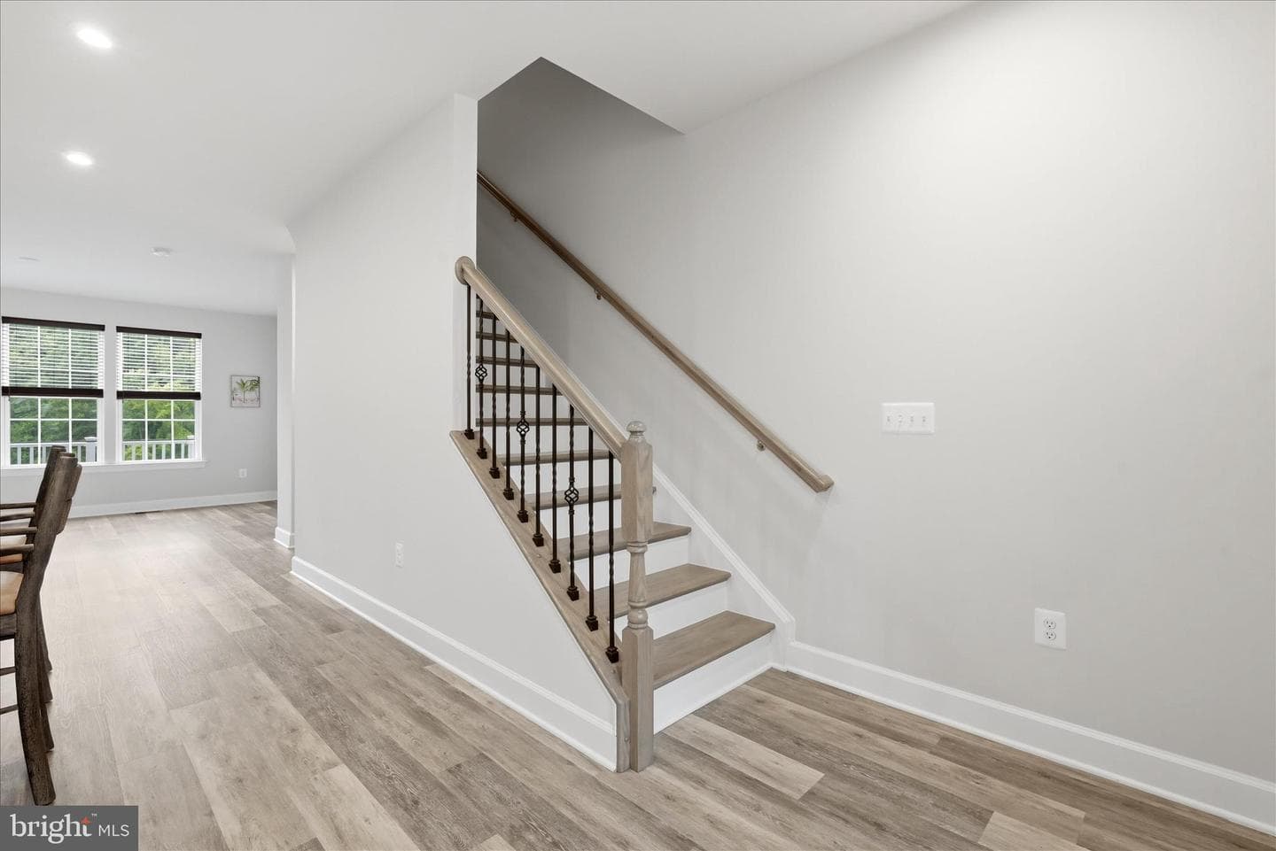 8761 Elsing Green Drive photo 17