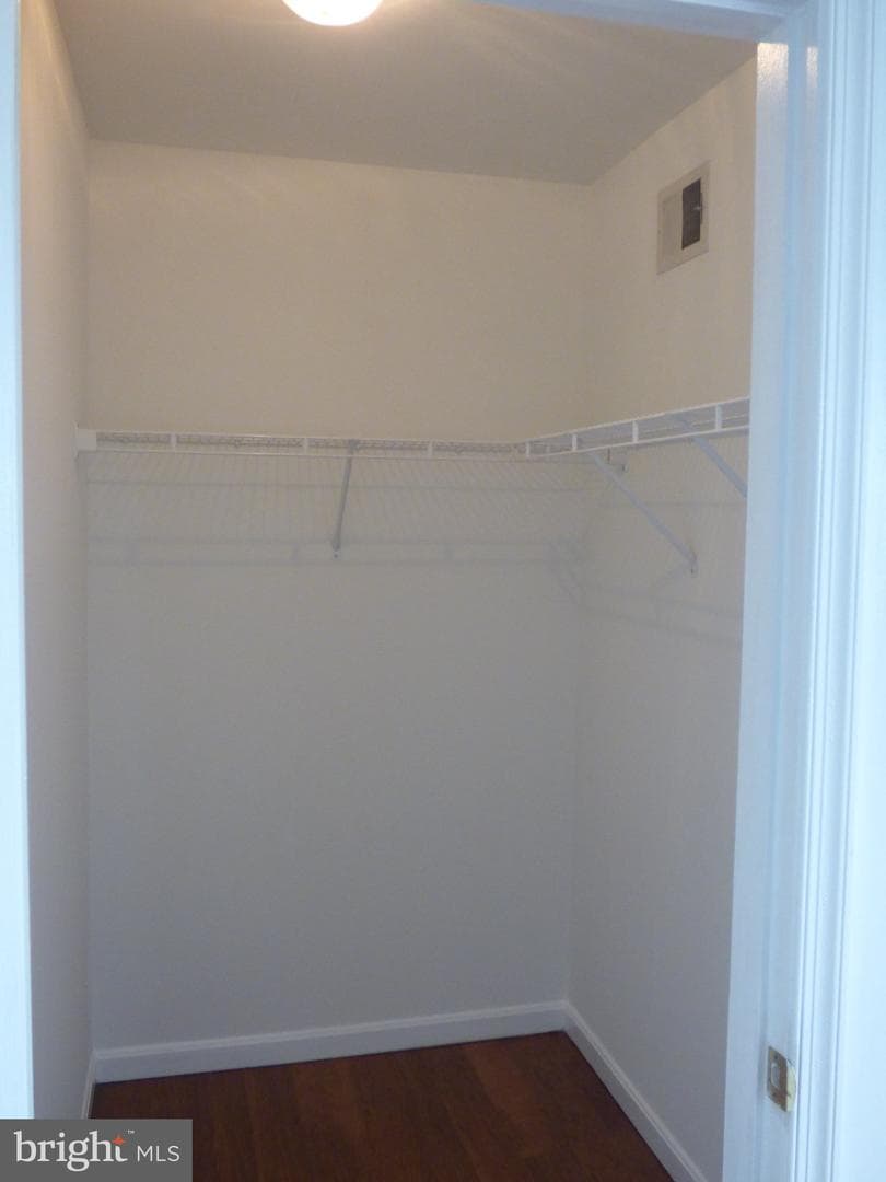 8900 Telford Court photo 37
