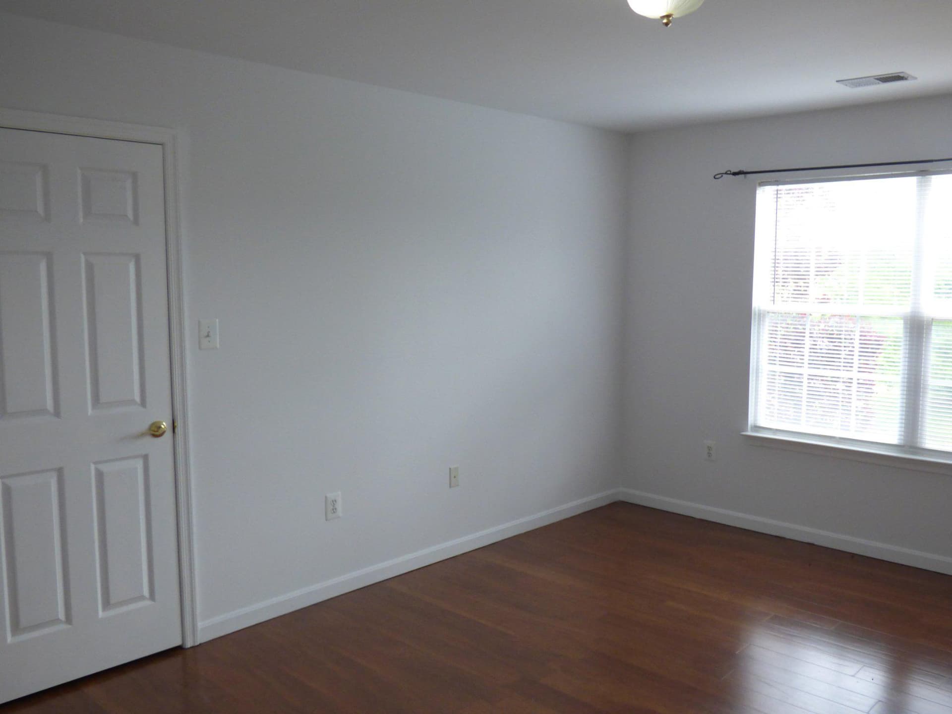 8900 Telford Court photo 40