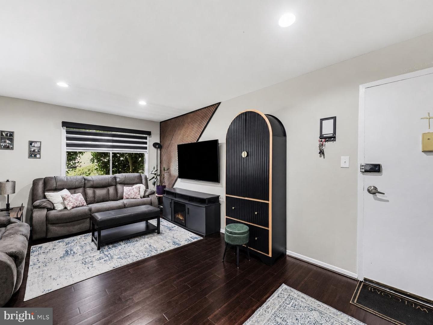 12703 Lotte Drive #apt 104, Woodbridge