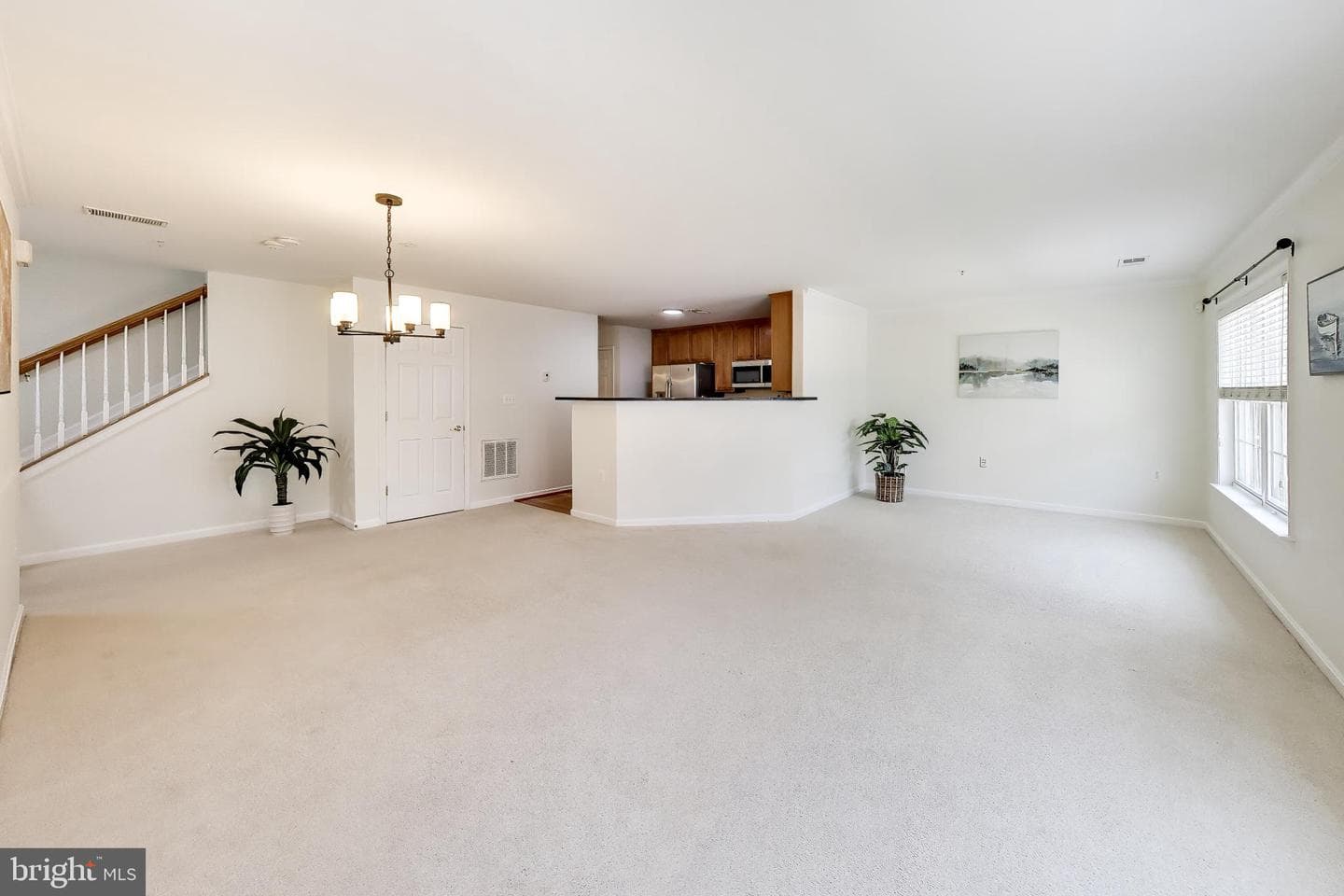 16815 Nuttal Oak Place photo 4