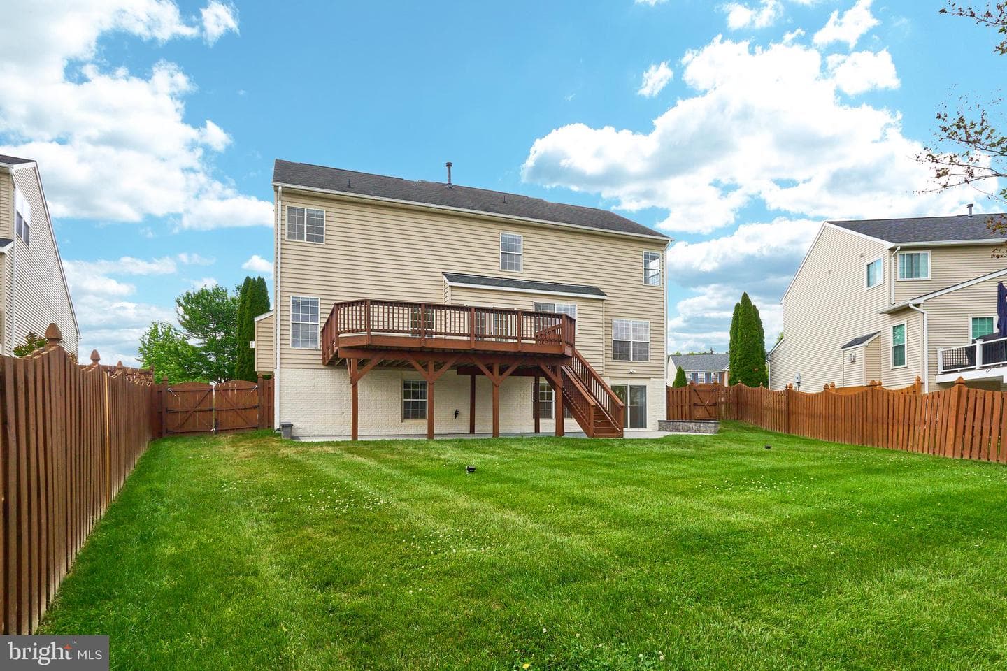 8553 Daltons Grove Way photo 4