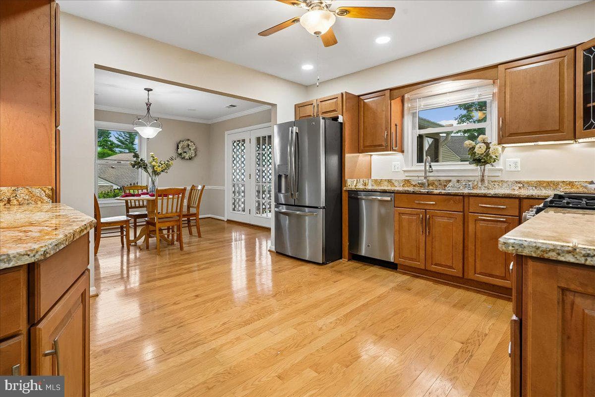 16203 Dartmoor Drive photo 5