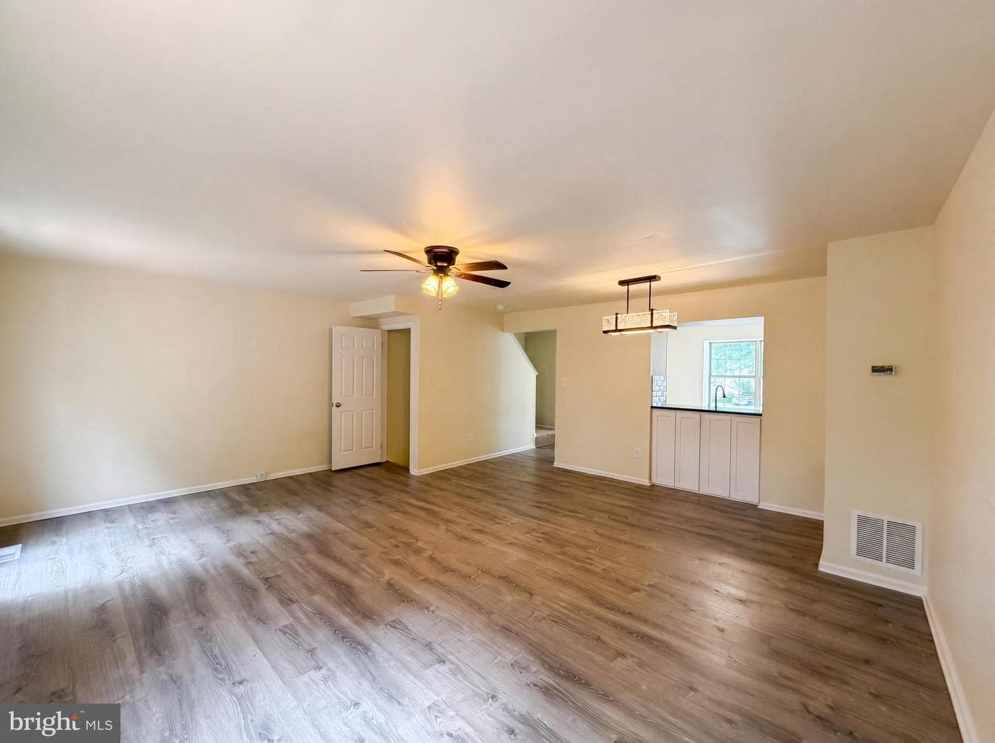 8641 Centerton Lane photo 10